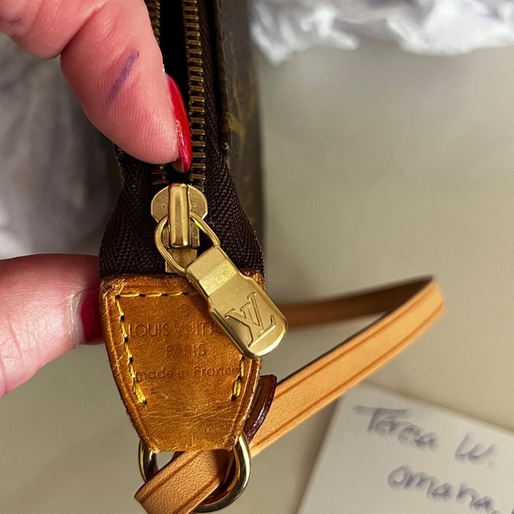 Louis Vuitton Pochette Accessories 1997 - Picture 7 of 16